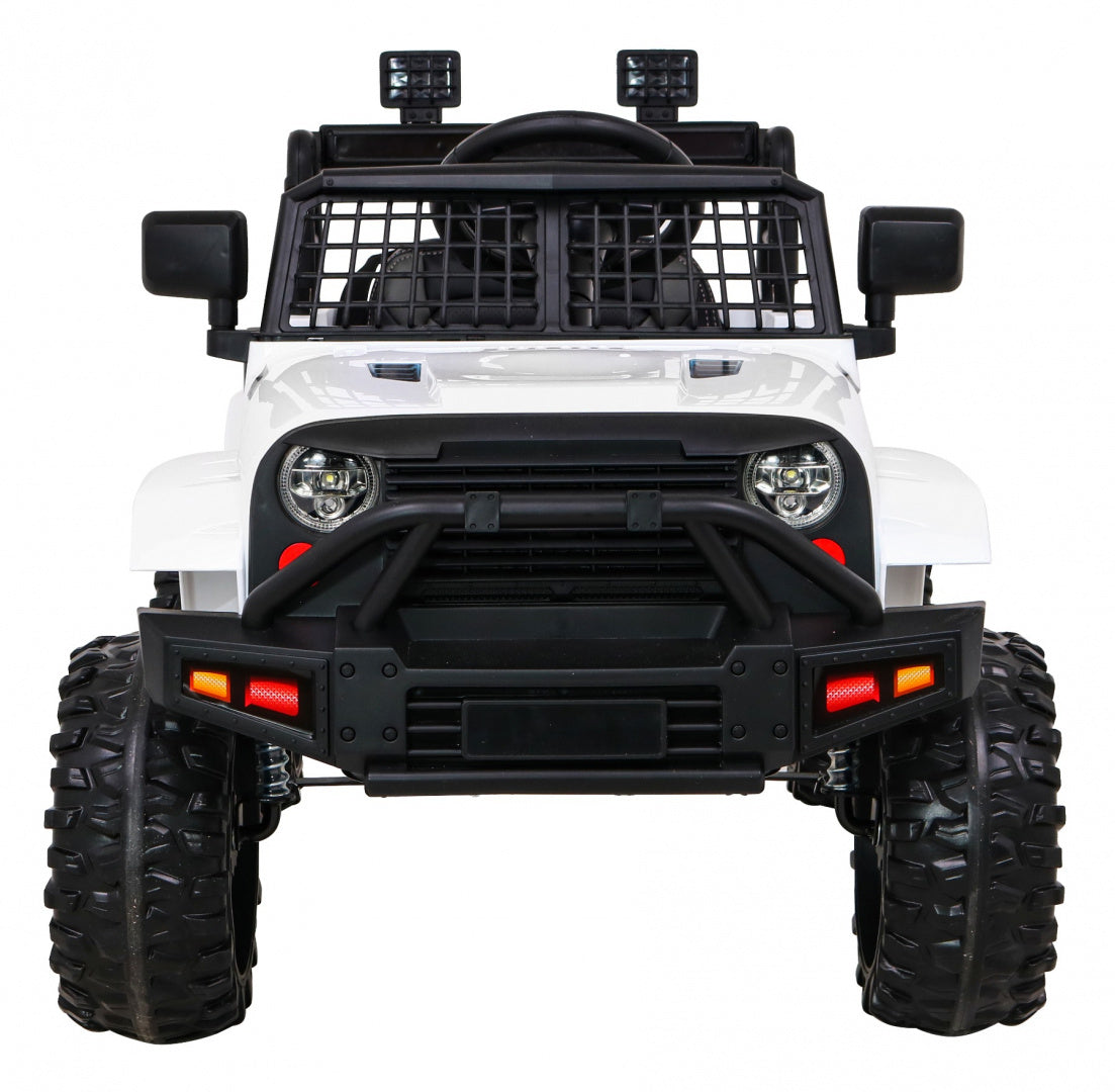 Jeep Dark Night White