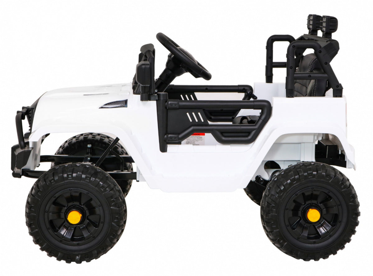 Jeep Dark Night White