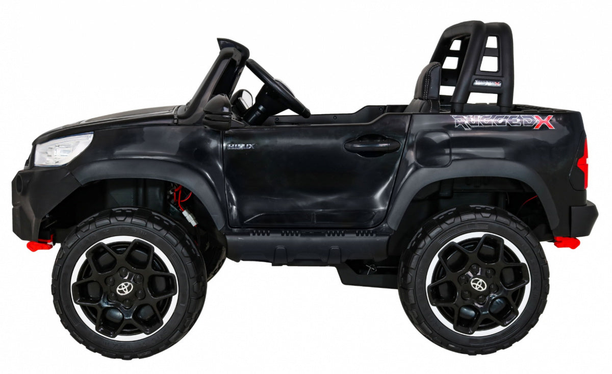 Toyota Hilux | Crna