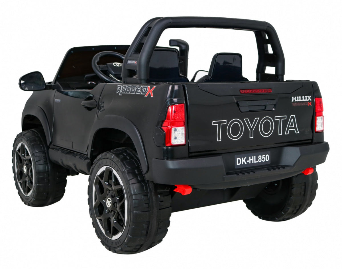 Toyota Hilux | Crna
