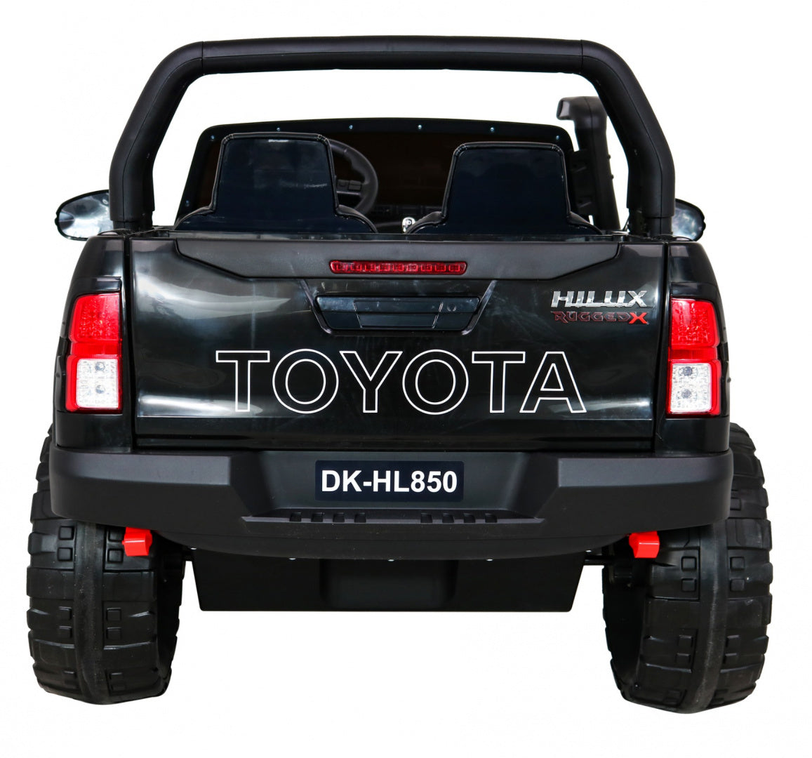 Toyota Hilux | Crna