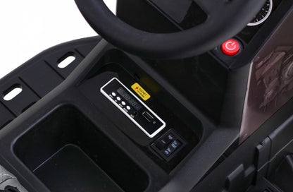 Traktor Titanium S Prikolicom | Crna