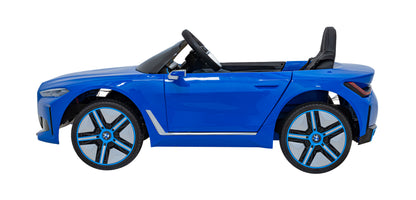 BMW I4 plavi