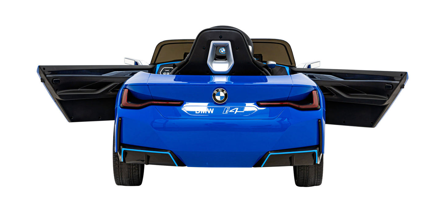 BMW I4 plavi