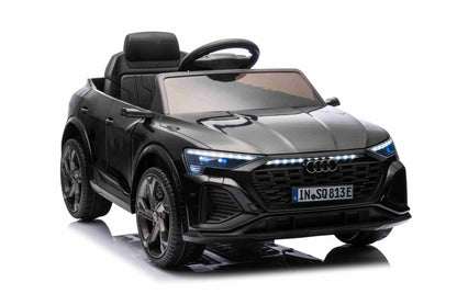 Audi SQ8 bijele boje | Crna