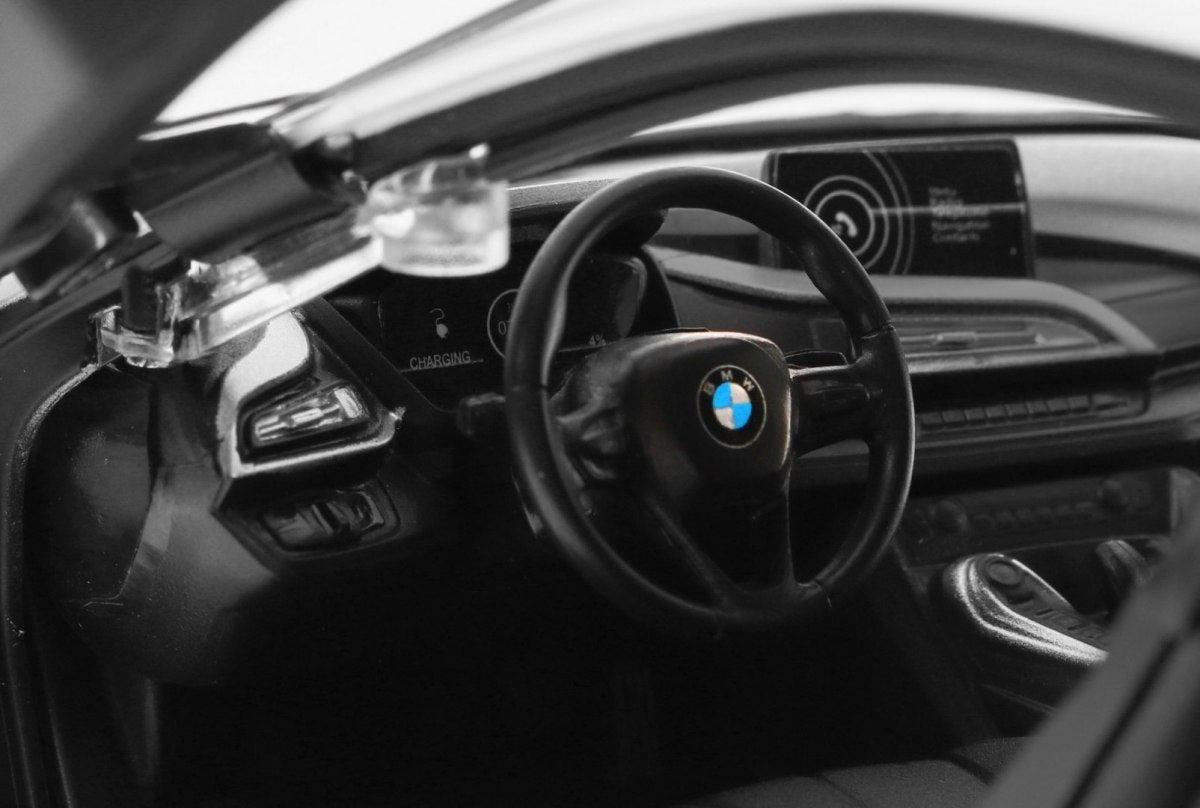 BMW i8 Bijeli