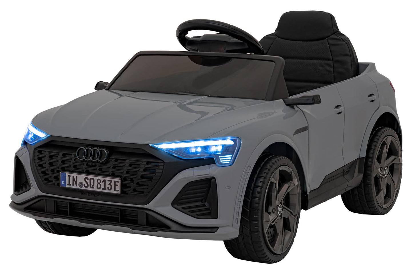 Audi SQ8 bijele boje | Siva