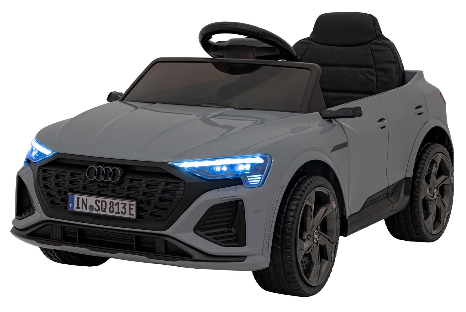 Audi SQ8 bijele boje | Siva