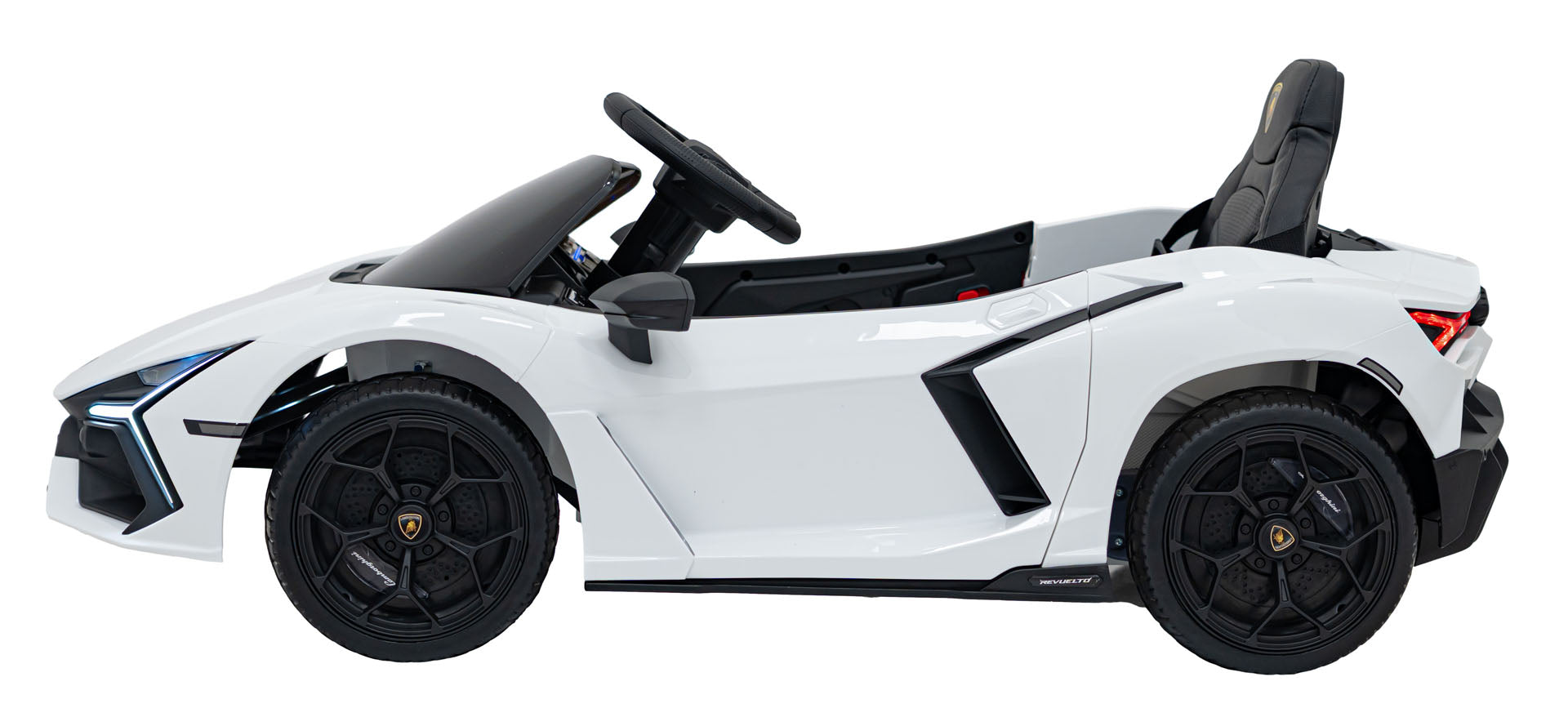 Lamborghini Revuelto bijelo