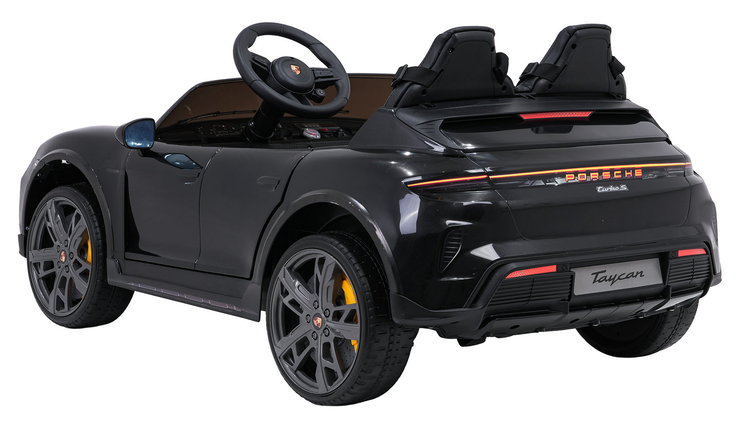 Porsche Taycan Turbo S crno