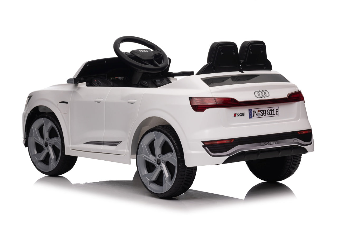 Audi SQ8 žute boje | Bijela