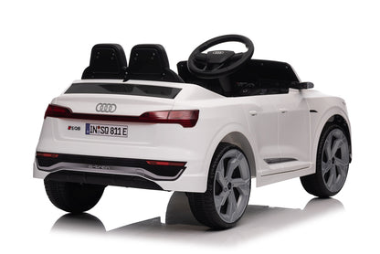 Audi SQ8 žute boje | Bijela