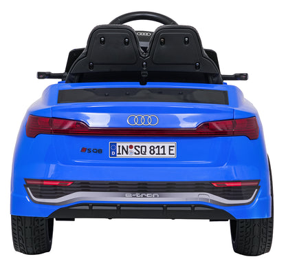 Crno Audi SQ8 | Plava